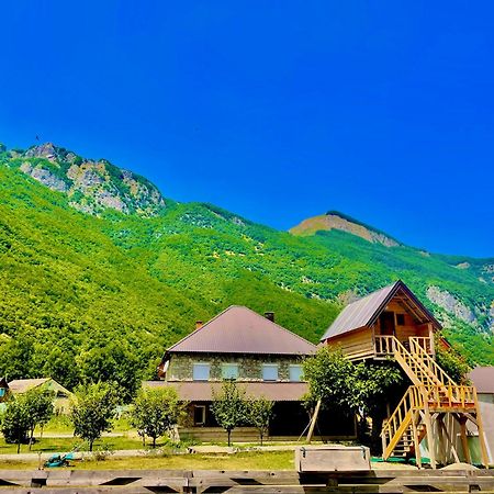 VuthajThe Blue Eye住宿加早餐旅馆 外观 照片