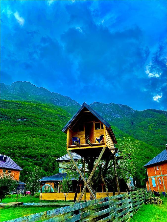 VuthajThe Blue Eye住宿加早餐旅馆 外观 照片